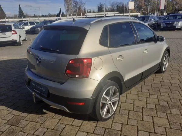 Volkswagen Polo 1.6 TDi CROOS - foto 6