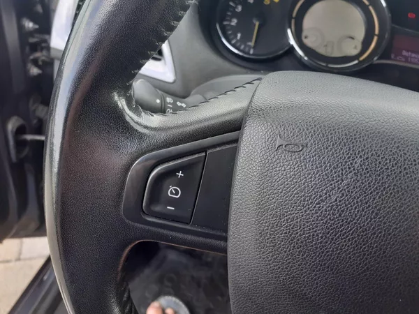 Renault Mégane KOMBI 1.5 Dci ČR - foto 9