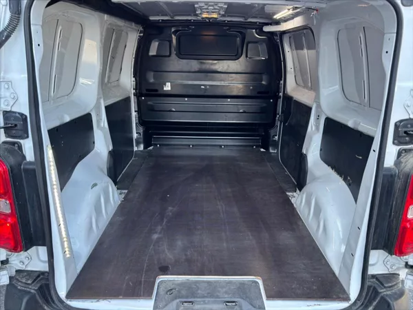 Opel Vivaro 1,5 CDTi - foto 10
