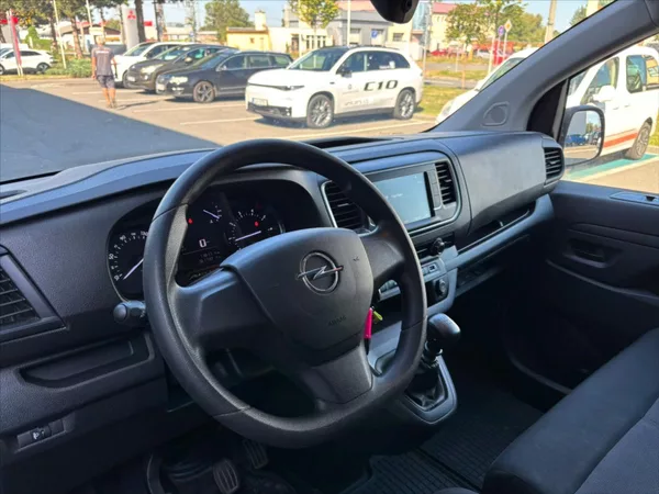 Opel Vivaro 1,5 CDTi - foto 12