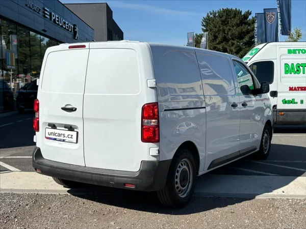 Opel Vivaro 1,5 CDTi - foto 6