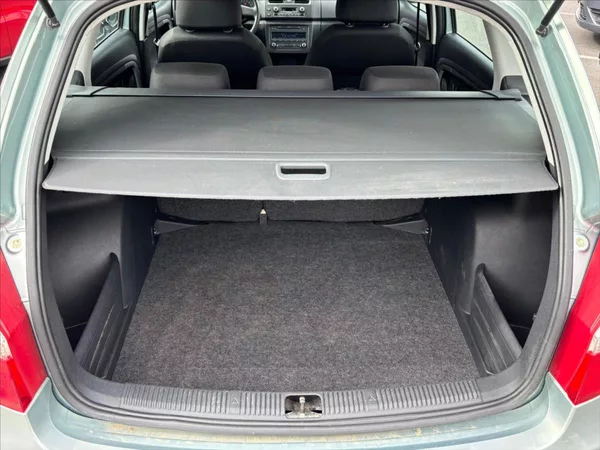 Škoda Fabia 1,2 TSI Top výbava + Serviska - foto 9