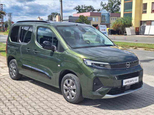Opel Combo 1,5 CDTi Elegance Plus AT8 - foto 3