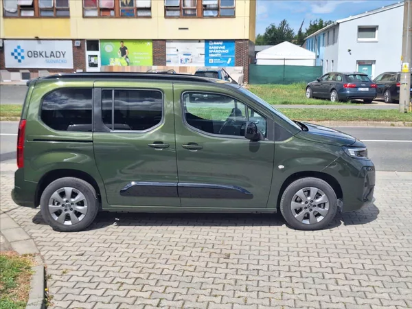 Opel Combo 1,5 CDTi Elegance Plus AT8 - foto 4