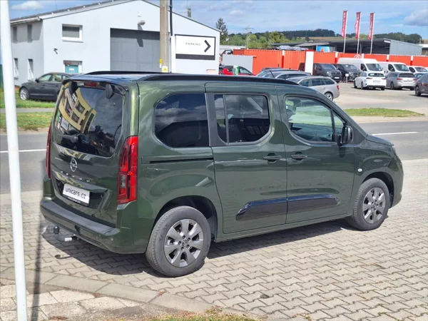 Opel Combo 1,5 CDTi Elegance Plus AT8 - foto 5