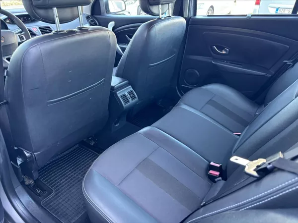 Renault Fluence 1,6 16V - foto 20