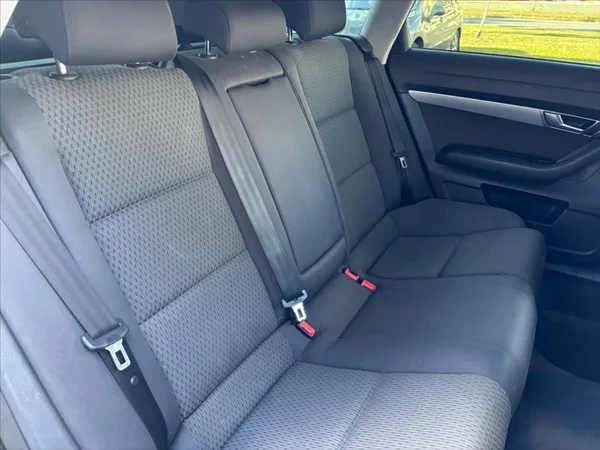 Audi A6 Avant 2,0 TDI - foto 23