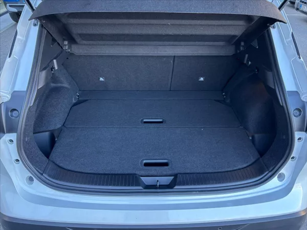 Nissan Qashqai 1,3 DIG-T X-Tronic N-Connecta - foto 11