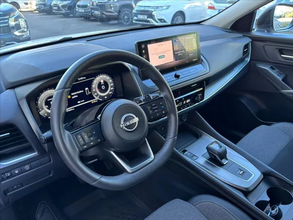 Nissan Qashqai 1,3 DIG-T X-Tronic N-Connecta - foto 14