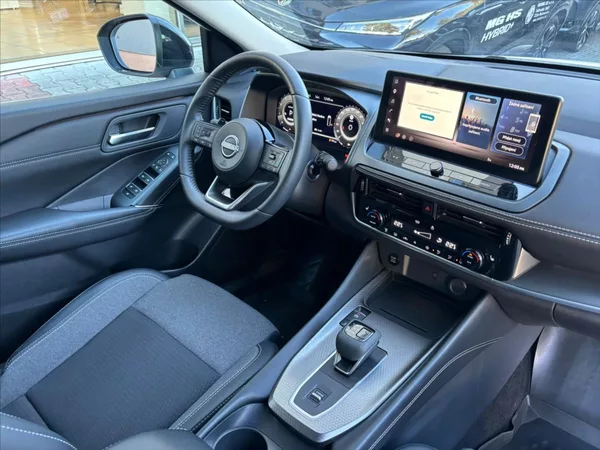 Nissan Qashqai 1,3 DIG-T X-Tronic N-Connecta - foto 15