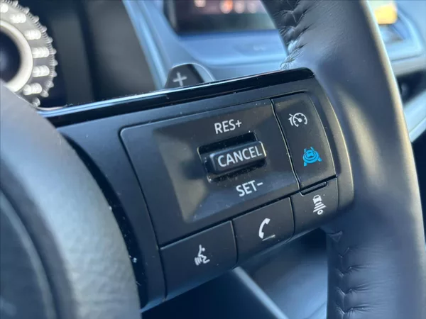 Nissan Qashqai 1,3 DIG-T X-Tronic N-Connecta - foto 23