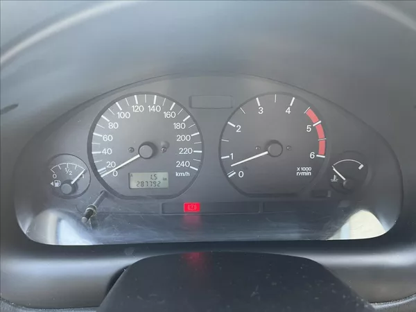 Mitsubishi Carisma 1,9 D Klimatizace - foto 12
