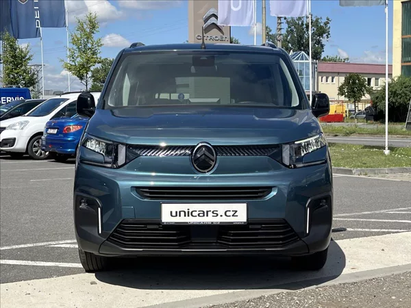Citroën Berlingo 1,5 BlueHDi MAX EAT8 - foto 2