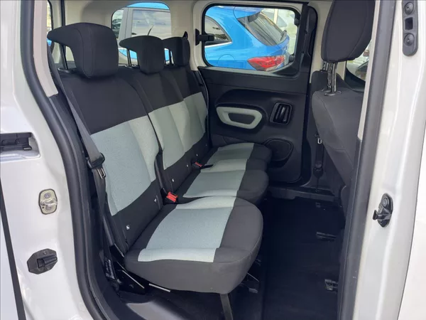 Citroën Berlingo 1,2 PT MAN6 LIVE - foto 17