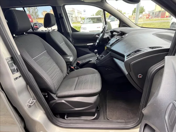 Ford Tourneo Connect 1,5 TDCi - foto 16