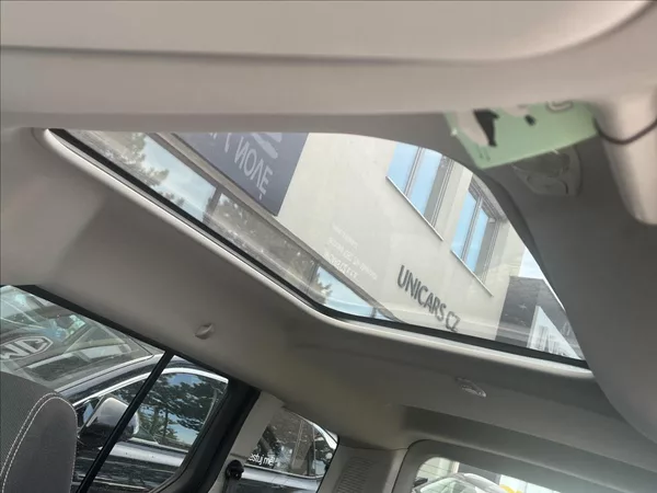 Ford Tourneo Connect 1,5 TDCi - foto 19