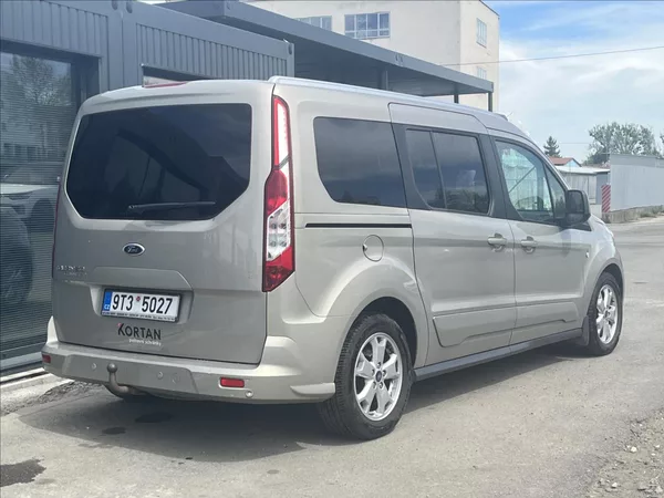 Ford Tourneo Connect 1,5 TDCi - foto 5