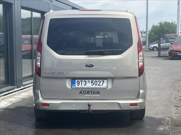 Ford Tourneo Connect 1,5 TDCi - foto 6