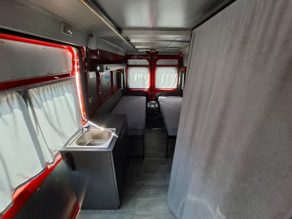 Citroën Jumper 3.0MJET 130kW -OBYTNÁ VESTAVBA - foto 16