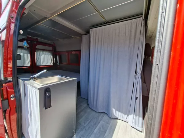 Citroën Jumper 3.0MJET 130kW -OBYTNÁ VESTAVBA - foto 17