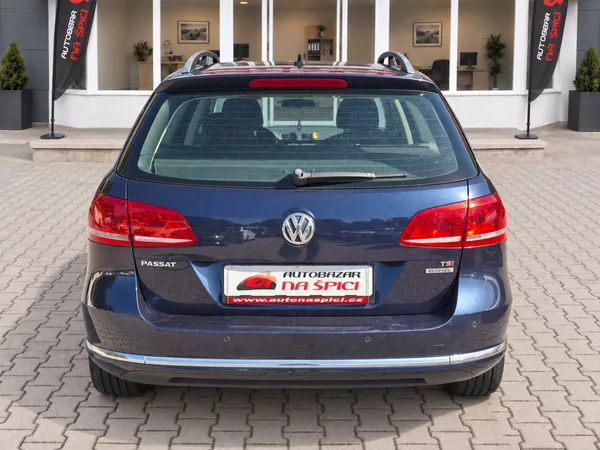 Volkswagen Passat 1.4TSI 110kW DSG E-FUEL - foto 7