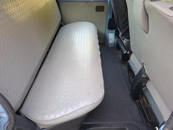 Volkswagen Transporter 1.9D 50kW -6.MÍST-TAŽ.ZAŘÍZENÍ - foto 12