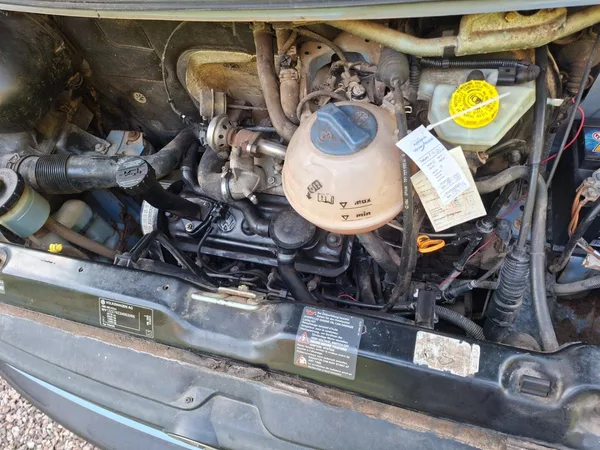 Volkswagen Transporter 1.9D 50kW -6.MÍST-TAŽ.ZAŘÍZENÍ - foto 13