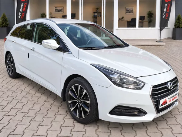 Hyundai i40 SW 1.7CRDi 104kW -ČR-KAMERA
