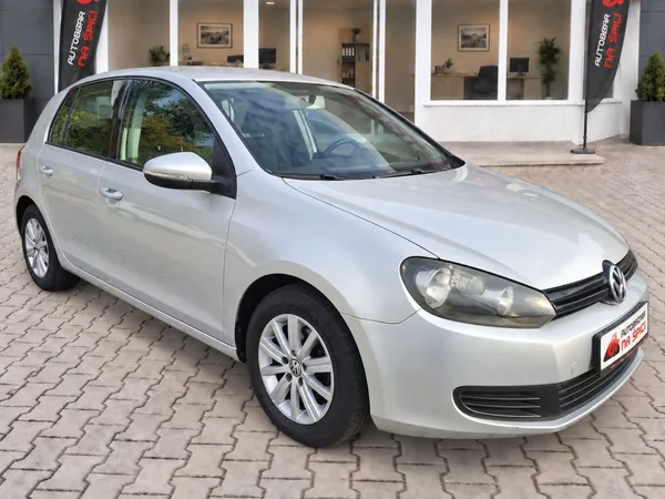 Volkswagen Golf 1.2TSI 63kW -NOVÉ ČR-S.KNIHA