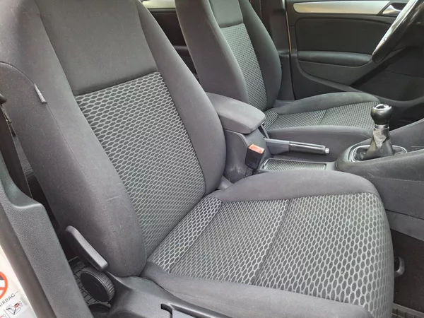 Volkswagen Golf 1.2TSI 63kW -NOVÉ ČR-S.KNIHA - foto 17