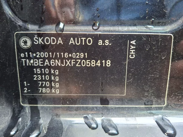 Škoda Fabia 1.0i 44kW - foto 24