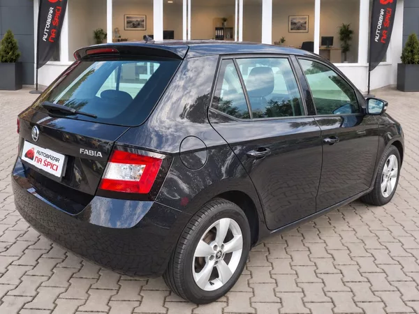 Škoda Fabia 1.0i 44kW - foto 8