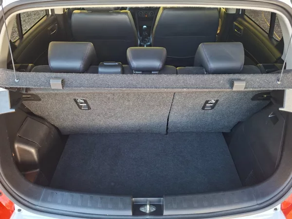 Suzuki Swift 1.2i 69kW X-TRA - foto 22