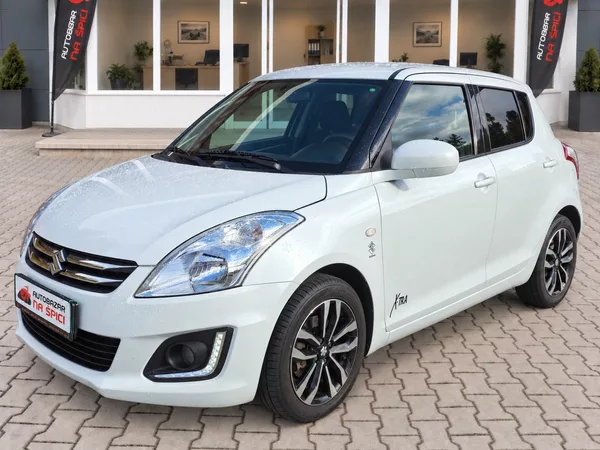 Suzuki Swift 1.2i 69kW X-TRA - foto 4