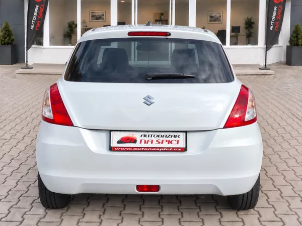 Suzuki Swift 1.2i 69kW X-TRA - foto 7