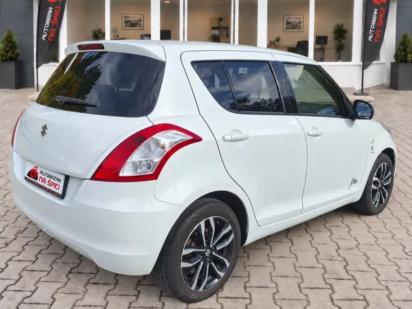 Suzuki Swift 1.2i 69kW X-TRA - foto 8