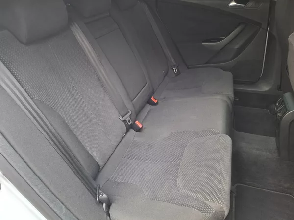 Volkswagen Passat 2.0TDI 103kW 6M -KAMERA-T.ZAŘ. - foto 18
