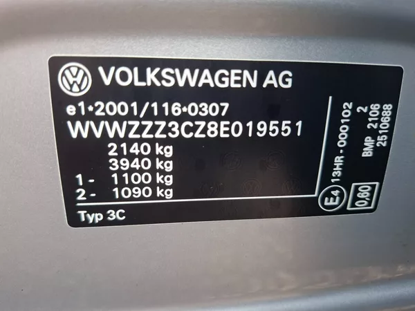 Volkswagen Passat 2.0TDI 103kW 6M -KAMERA-T.ZAŘ. - foto 22
