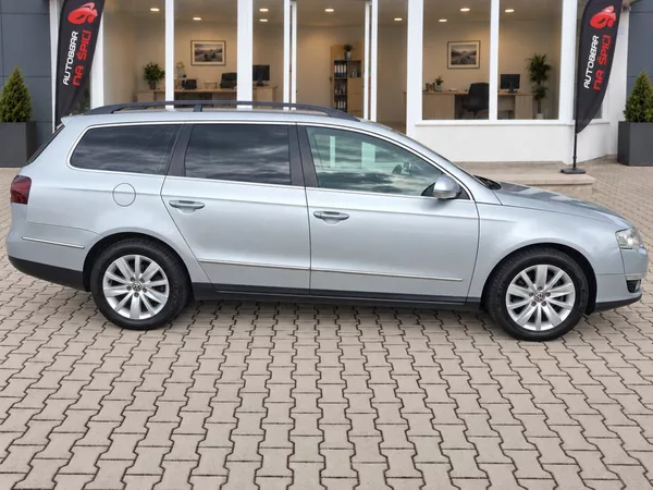 Volkswagen Passat 2.0TDI 103kW 6M -KAMERA-T.ZAŘ. - foto 9