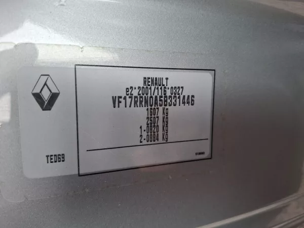 Renault Clio GT 1.2i 54kW LIMITED - foto 24