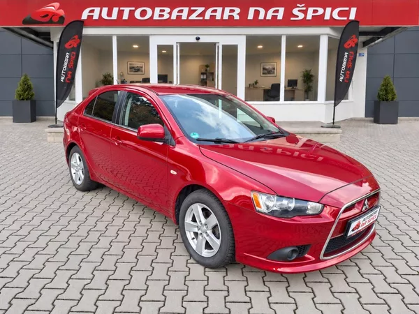 Mitsubishi Lancer 1.8i 105kW - foto 2