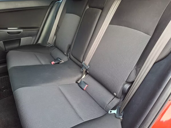 Mitsubishi Lancer 1.8i 105kW - foto 20