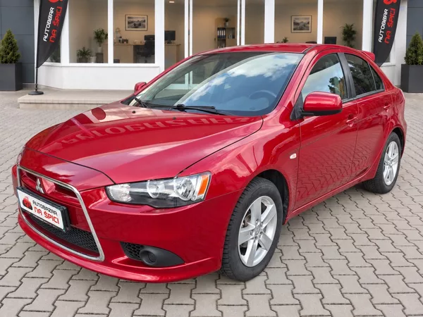 Mitsubishi Lancer 1.8i 105kW - foto 4