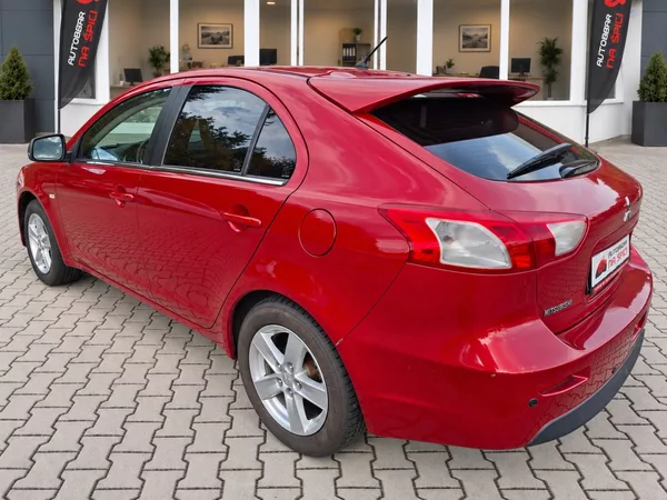 Mitsubishi Lancer 1.8i 105kW - foto 6
