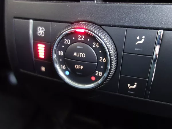 Mercedes-Benz Třídy M ML 320CDI 165kW 4MATIC - foto 16