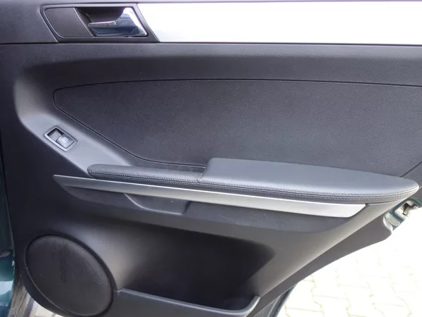 Mercedes-Benz Třídy M ML 320CDI 165kW 4MATIC - foto 27