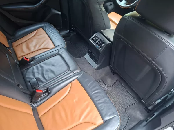 Audi Q5 2.0TDI 125kW S-LINE QUATTRO - foto 24
