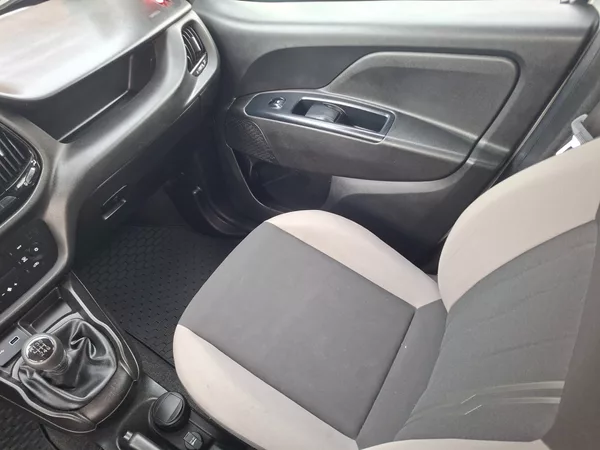 Fiat Dobló 1.6M-JET 77kW -1.MAJ.-DPH - foto 14