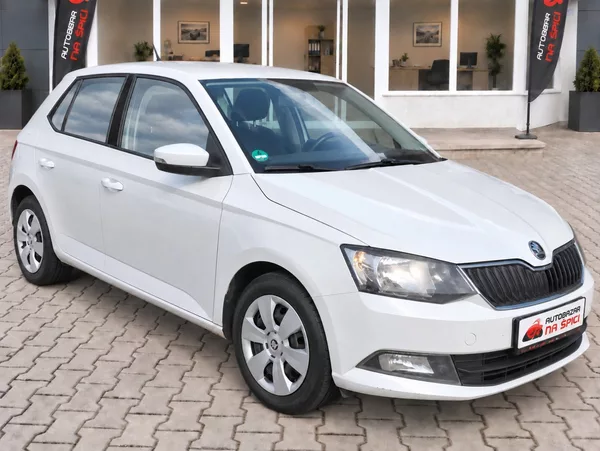 Škoda Fabia 1.2TSI 66kW -1.MAJITEL