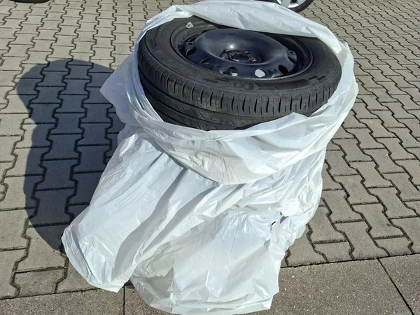 Škoda Fabia 1.2TSI 66kW -1.MAJITEL - foto 41